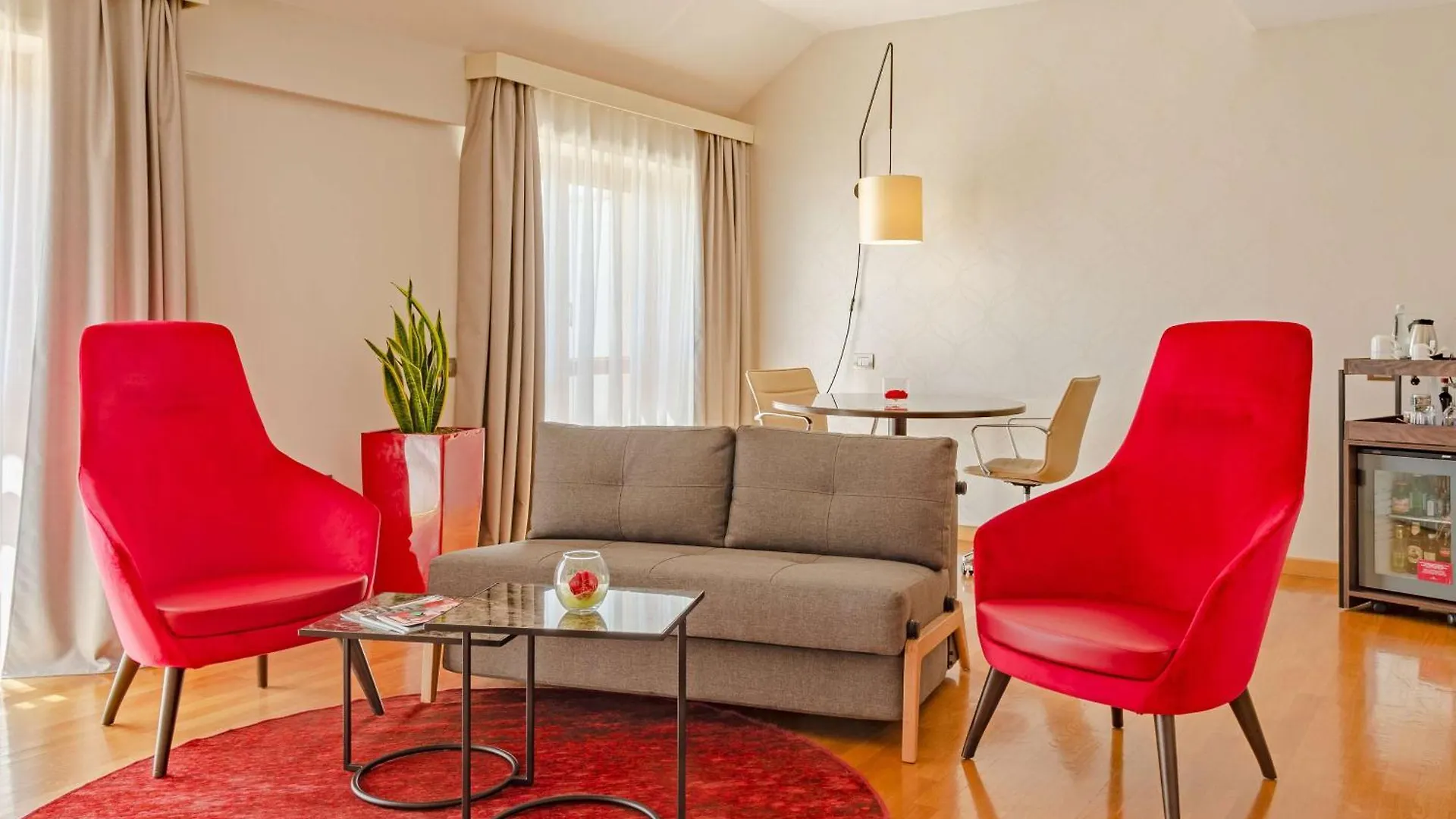 Nh Collection Roma Giustiniano Hotel