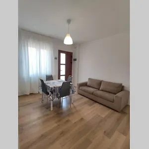 https://delta-blu-d-piazza-marina-50-mt-dal-mare-jesolo.hotelinveneto.com