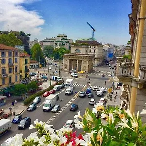 Konukevi Dimora Storica Milano