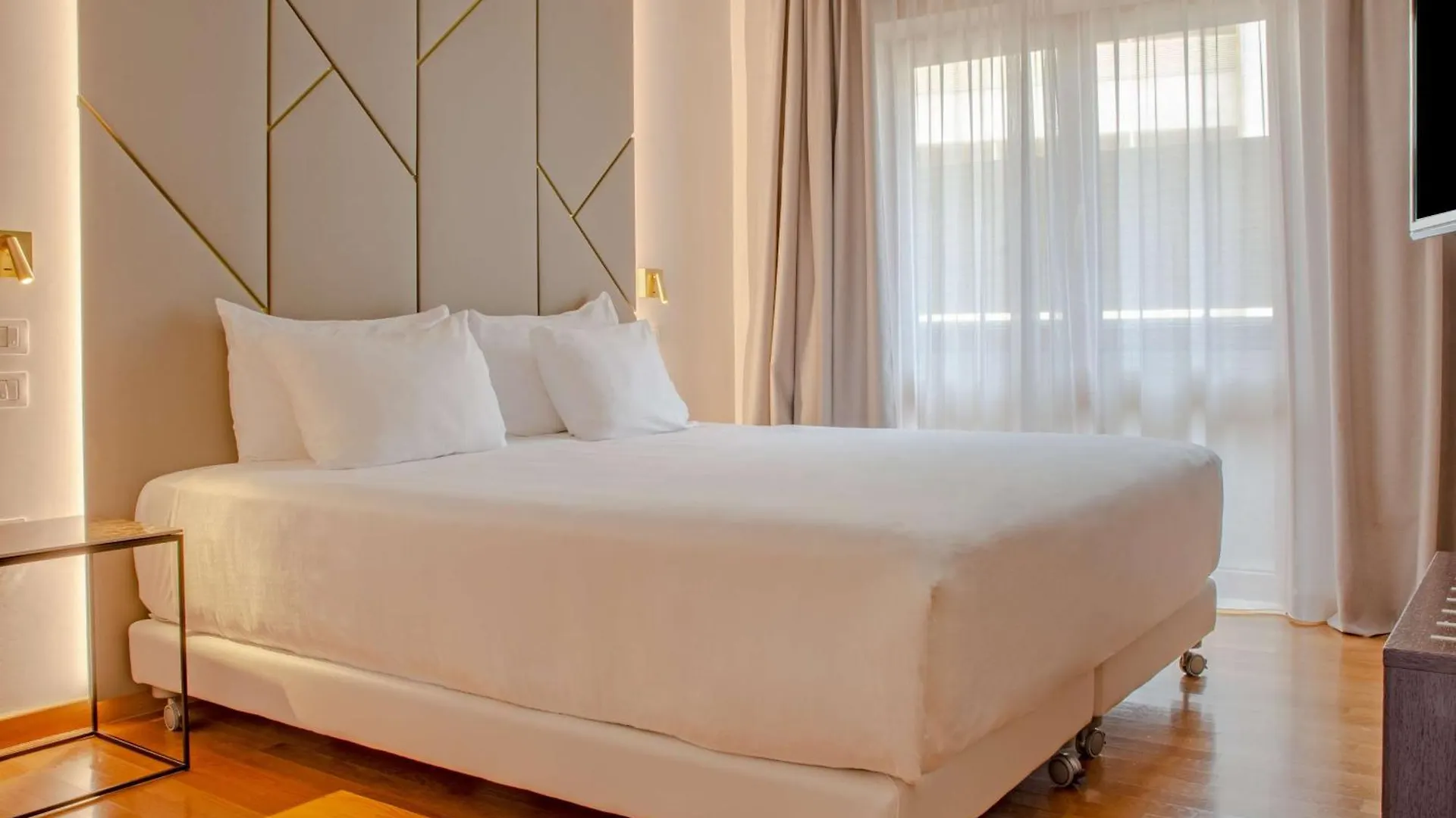 Nh Collection Roma Giustiniano Hotel