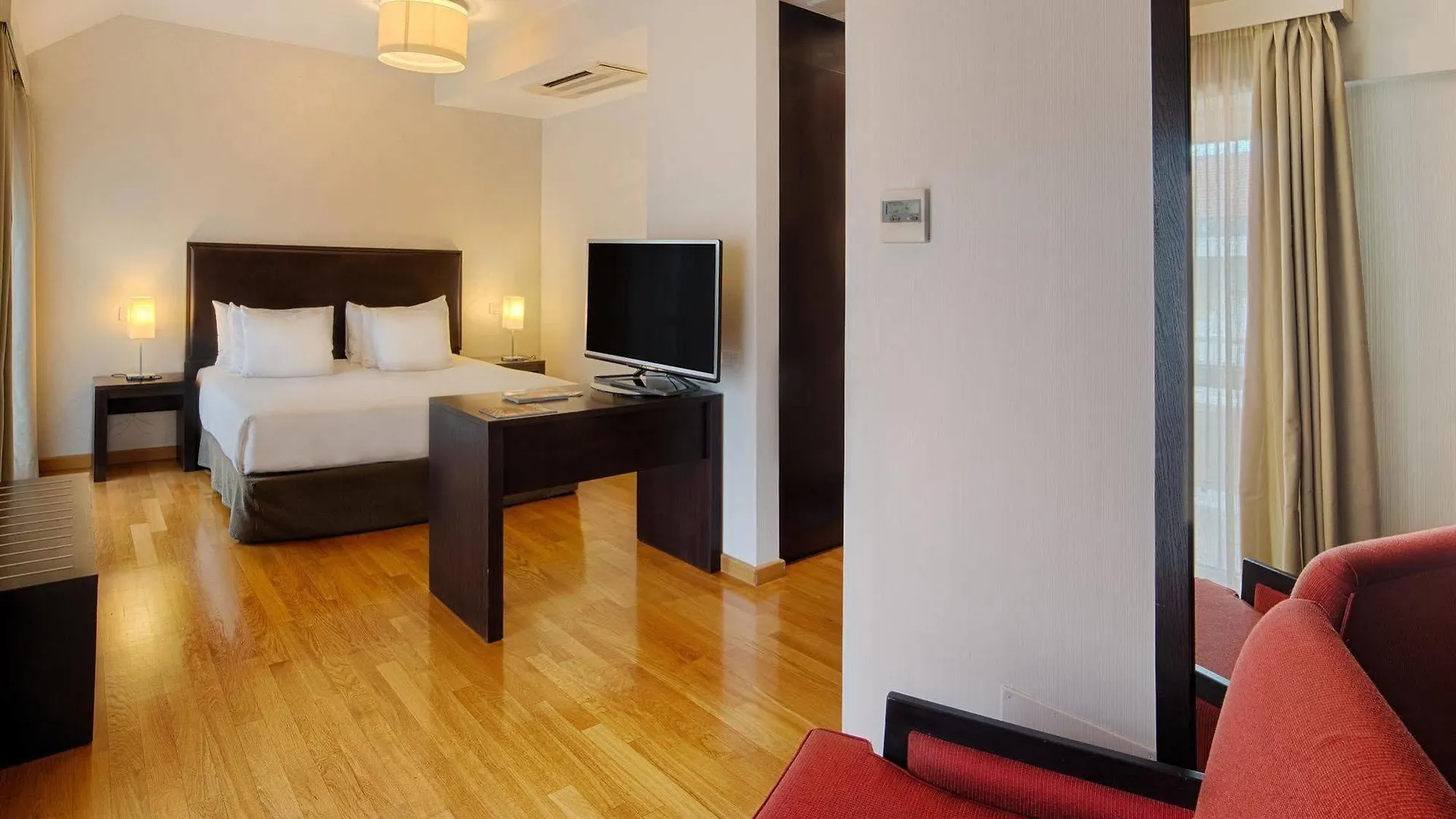 Nh Collection Roma Giustiniano Hotel