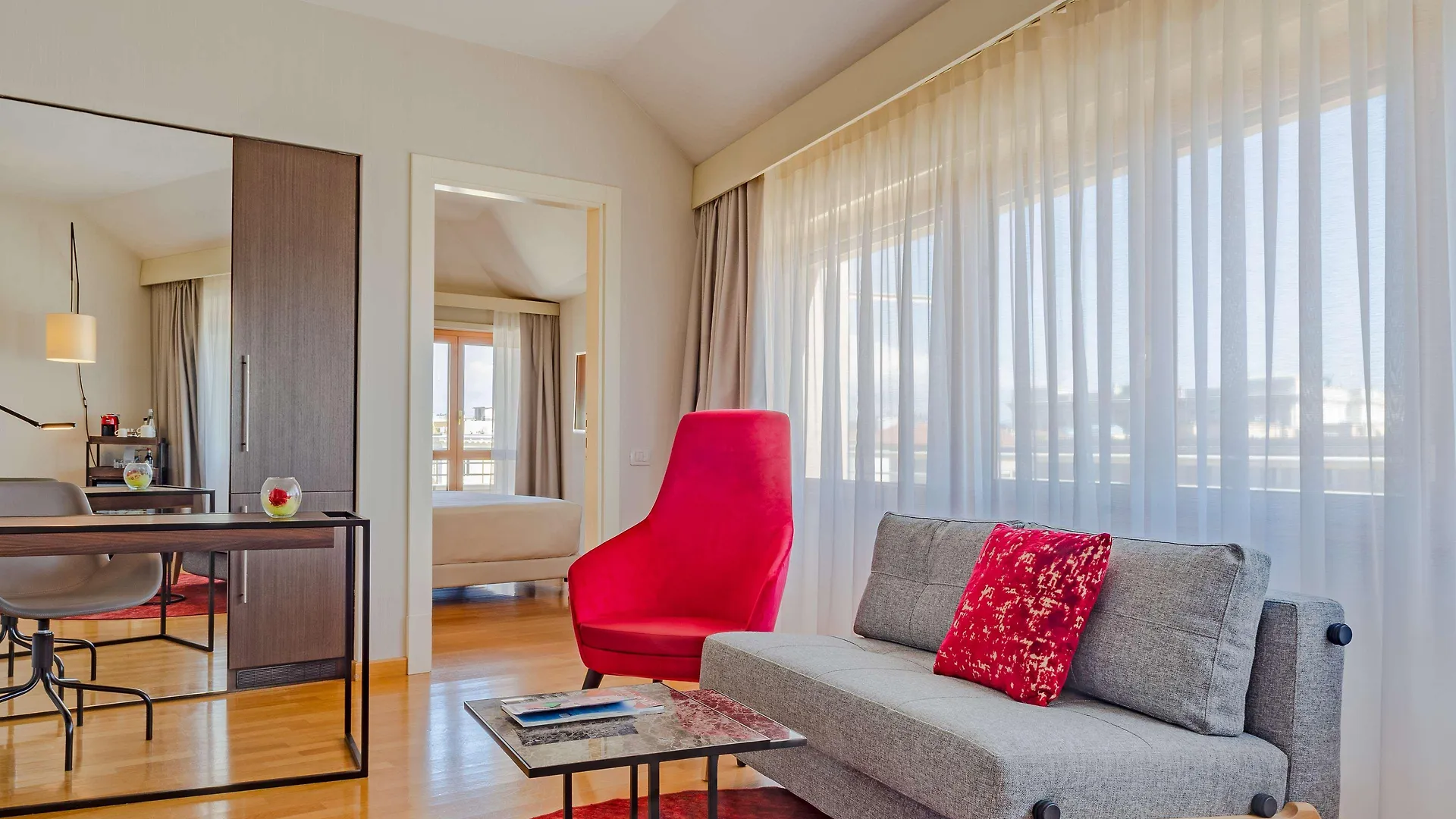Nh Collection Roma Giustiniano Hotel