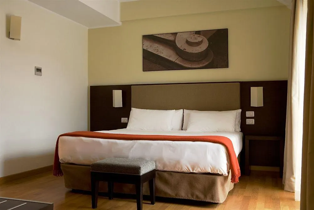 Nh Collection Roma Giustiniano Hotel